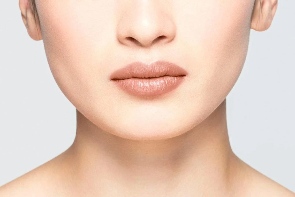 商品La Bouche Rouge|LA BOUCHE ROUGE LIPSTICK REFILL - BAUME BLANC,价格¥181,第2张图片详细描述