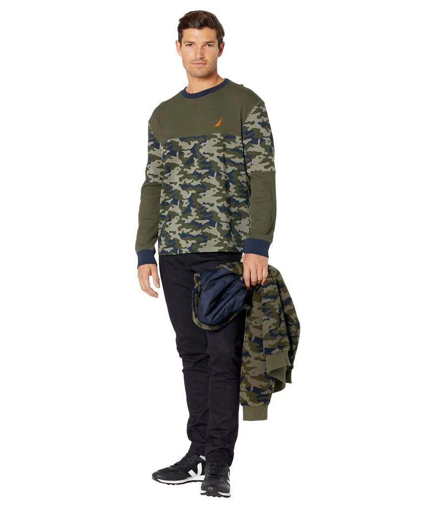 商品Nautica|Camo-Blocked Long Sleeve T-Shirt,价格¥181,第4张图片详细描述