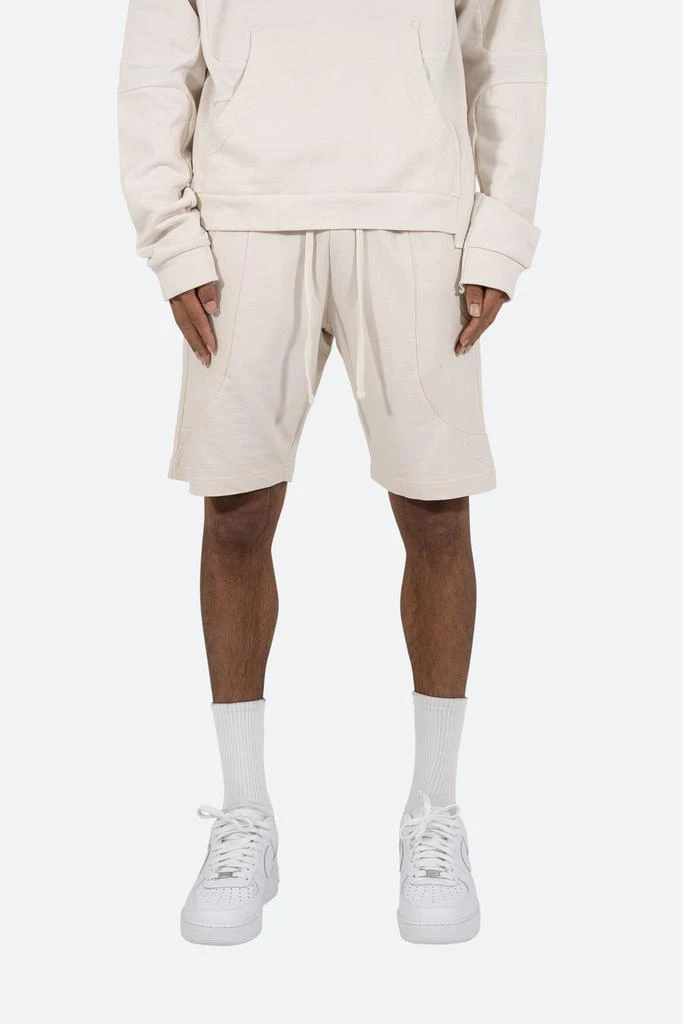商品MNML|Geo Paneled Sweatshorts - Off White,价格¥152,第1张图片