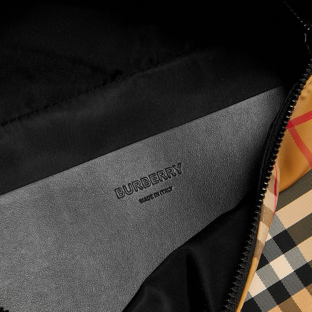 商品Burberry|Burberry Checked Bumbag,价格¥7246,第4张图片详细描述