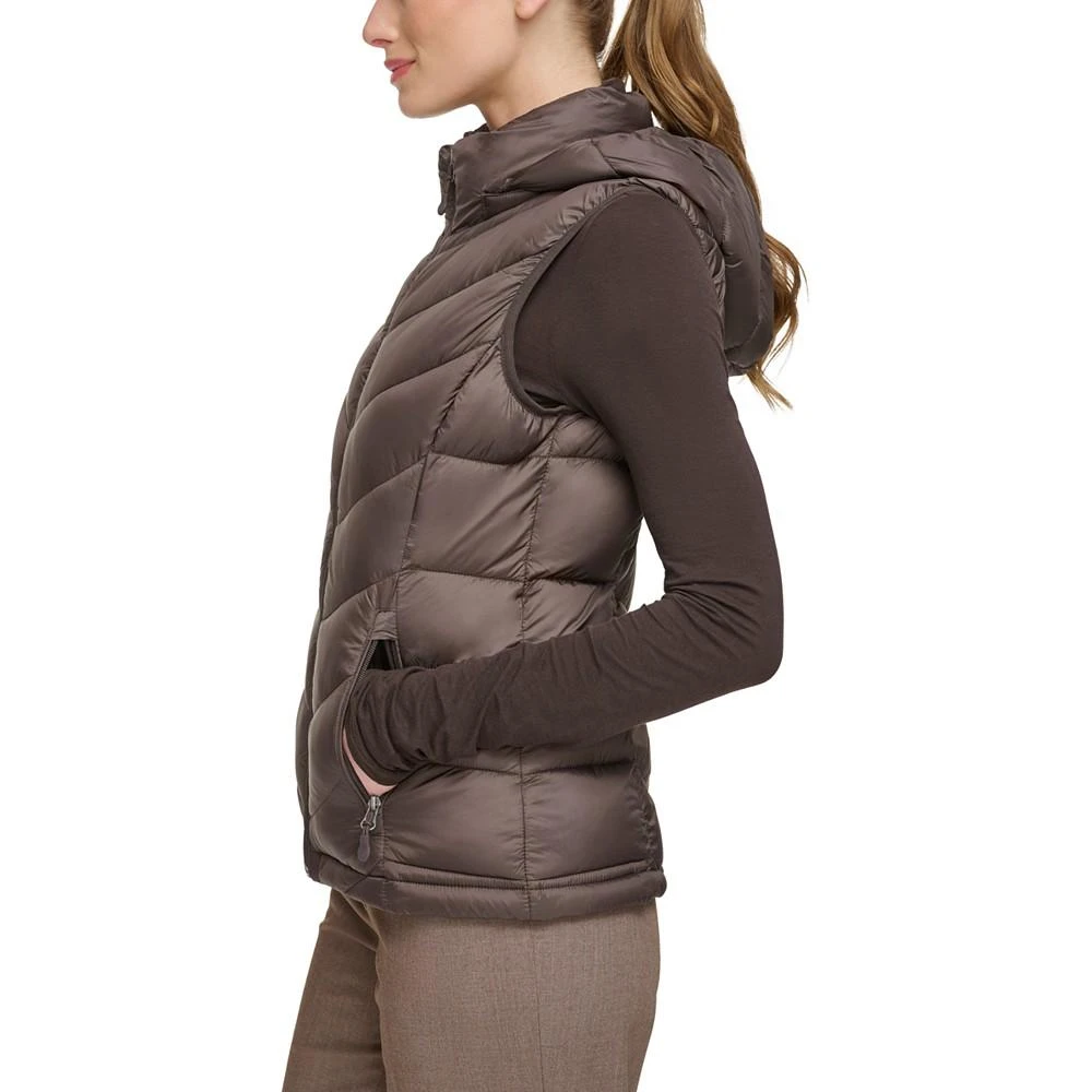 商品Charter Club|Women's Packable Hooded Puffer Vest, Created for Macy's,价格¥199,第3张图片详细描述