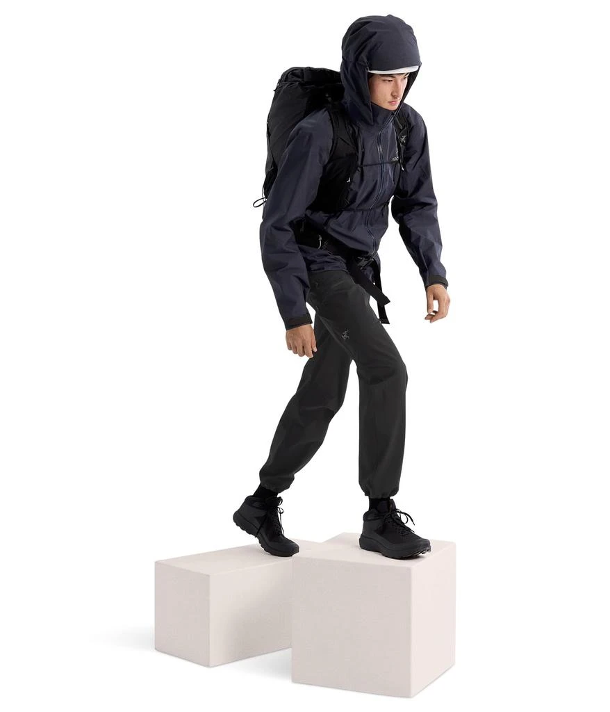 始祖鸟男士 Beta AR冲锋衣 商品