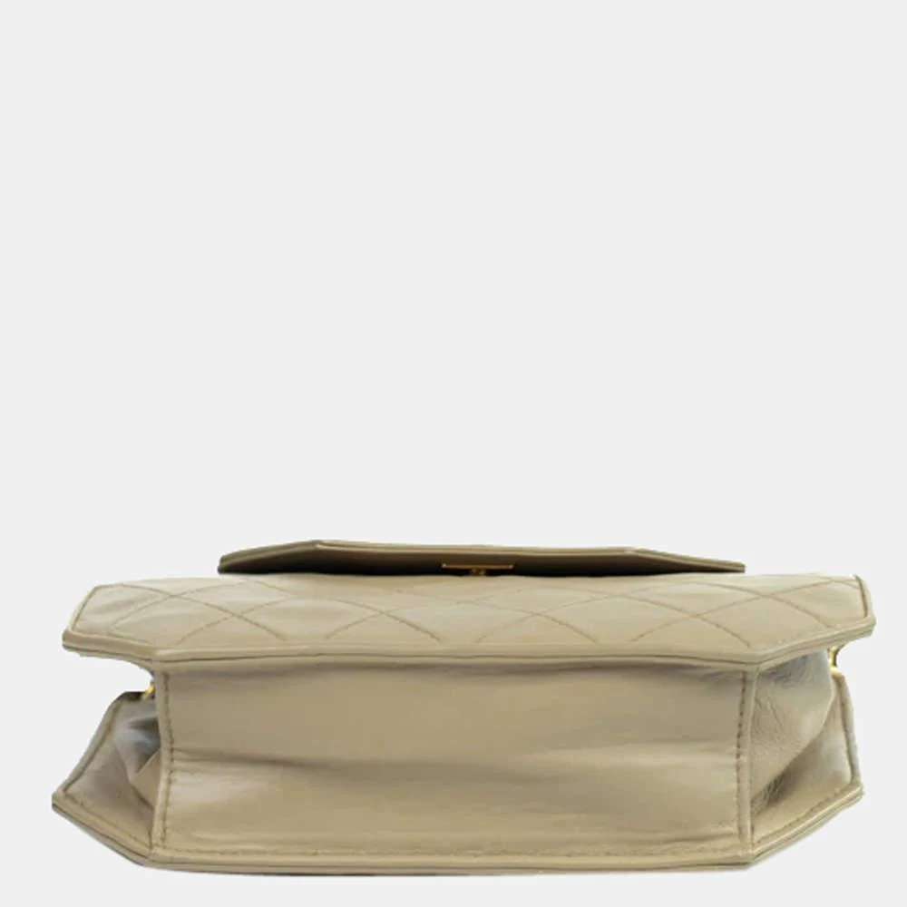 商品[二手商品] Chanel|CHANEL Vintage Shoulder bag in Beige Leather,价格¥17980,第4张图片详细描述