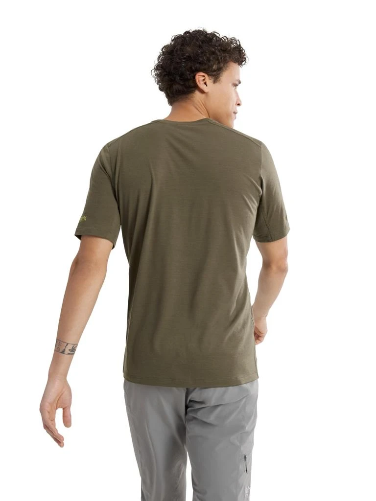 始祖鸟Ionia美利奴羊毛Logo短袖T恤男款 | 羊毛混纺T恤 商品