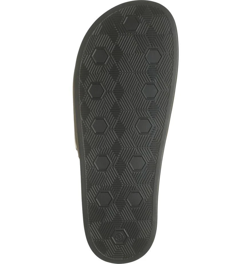 商品Versace|Embossed Flat Sandal,价格¥818,第5张图片详细描述