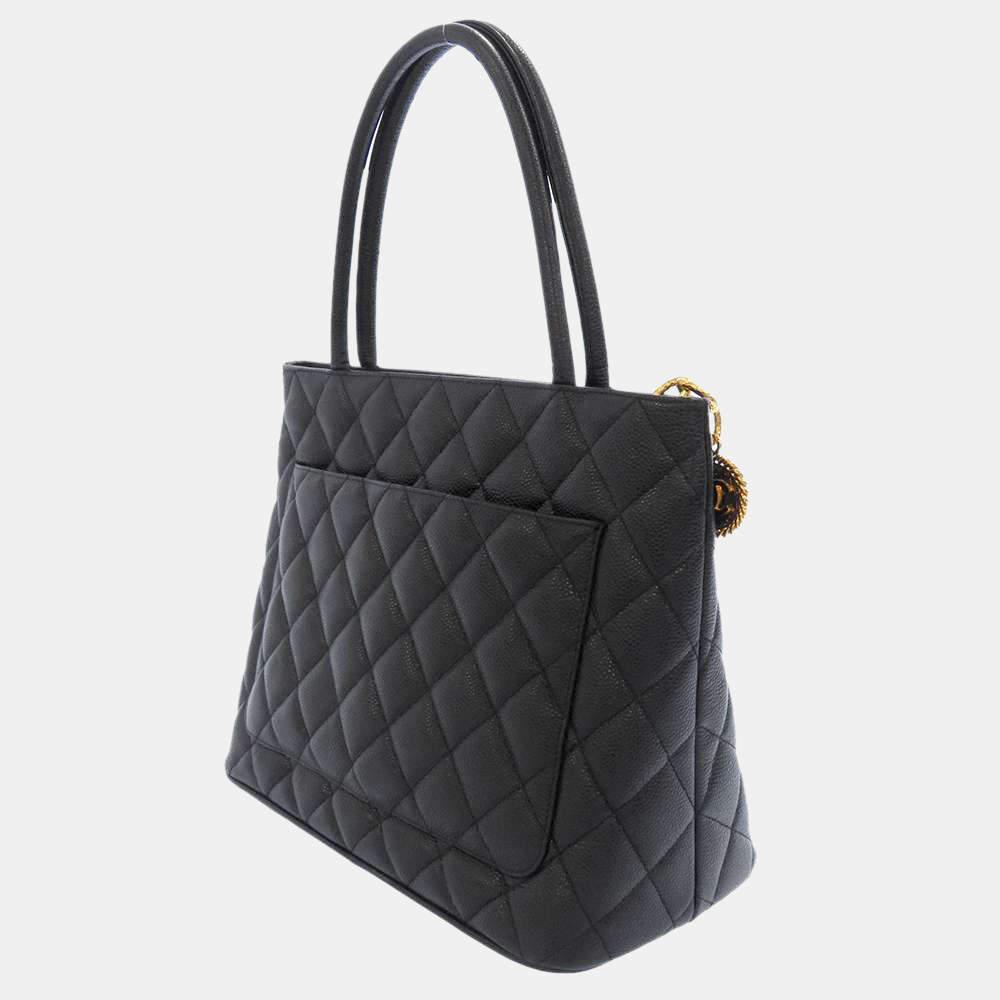 商品[二手商品] Chanel|Chanel Black Caviar Leather Madallion Tote Black Bag,价格¥16643,第4张图片详细描述