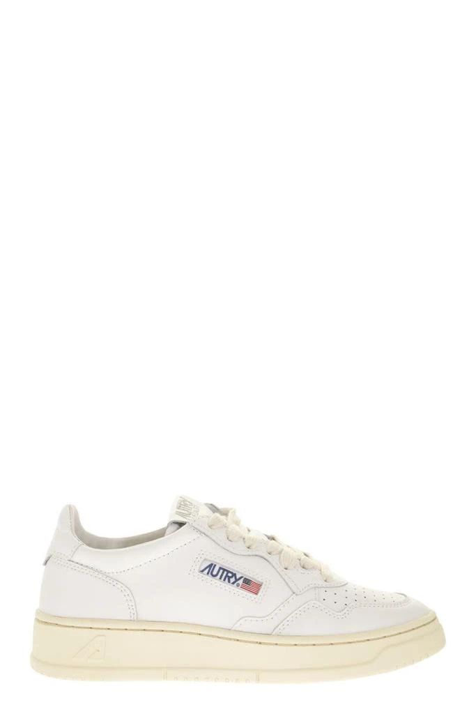 商品Autry|AUTRY MEDALIST LOW - Leather Sneakers,价格¥1246,第1张图片
