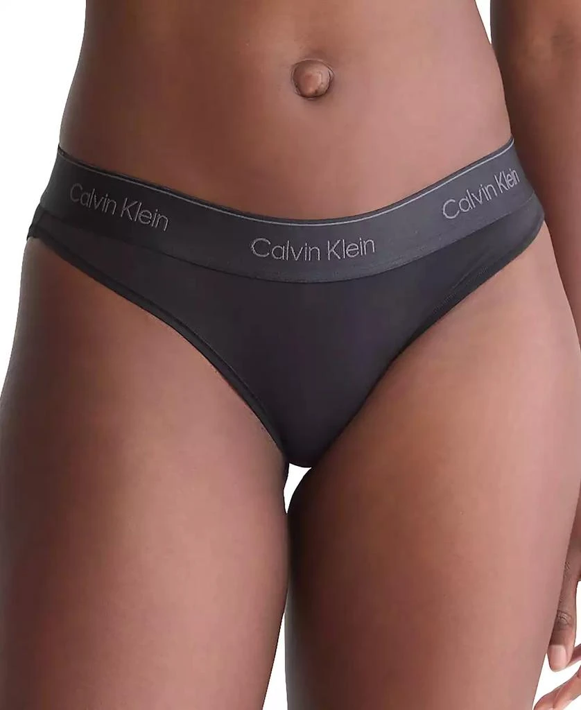 商品Calvin Klein|Calvin Klein Women's Modern Holiday Bikini Underwear QF7999,价格¥174,第1张图片