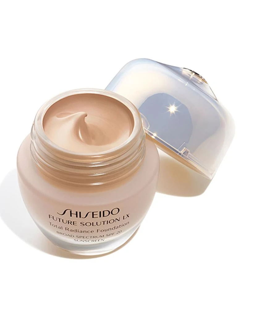 商品Shiseido|Future Solution LX Total Radiance Foundation SPF 20,价格¥713,第2张图片详细描述