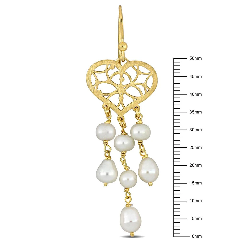 商品Mimi & Max|6-6.5mm Cultured Freshwater Pearl Chandelier Style Heart Drop Earrings in Yellow Plated Sterling Silver,价格¥858,第3张图片详细描述