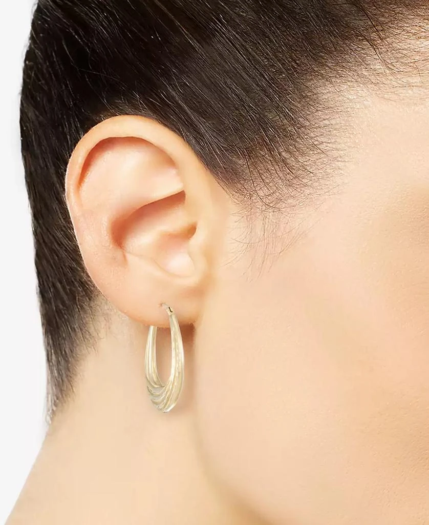 商品Macy's|Textured Graduated Oval Hoop Earrings in 14k Gold, 3/4",价格¥1846,第2张图片详细描述