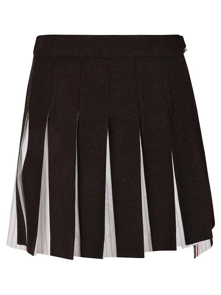 商品Thom Browne|Thom Browne Thigh Length Dropped Back Pleated Skirt,价格¥4616,第1张图片