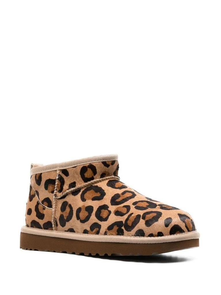 商品UGG|UGG Australia Boots Brown,价格¥1330,第3张图片详细描述