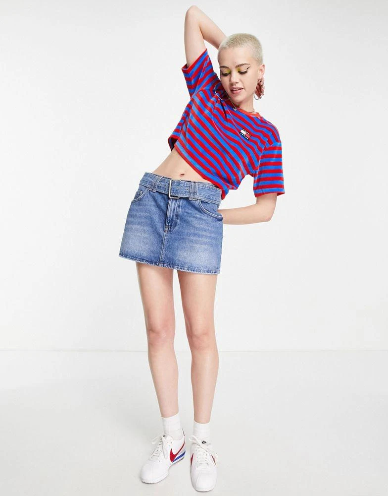 商品Tommy Jeans|Tommy Jeans velour stripe t-shirt in multi,价格¥302,第4张图片详细描述