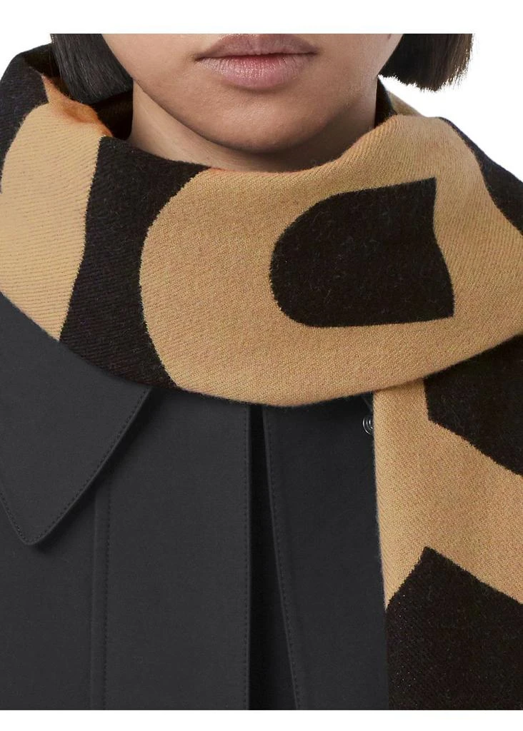 商品Burberry|巴宝莉 logo羊毛流苏围巾,价格¥2664,第4张图片详细描述