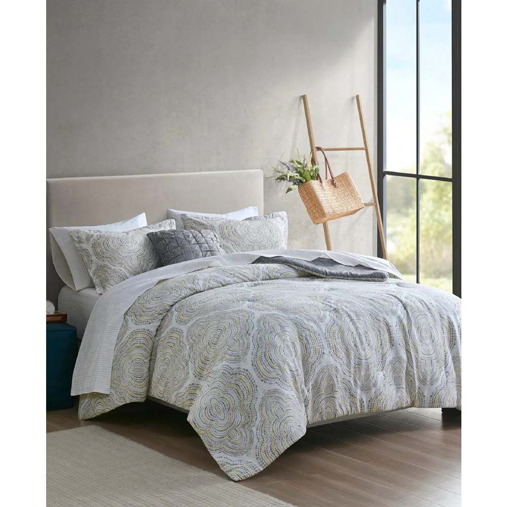 商品Madison Park Essentials|CLOSEOUT! Domino Medallion 8 Piece Reversible Comforter Set,价格¥493,第2张图片详细描述