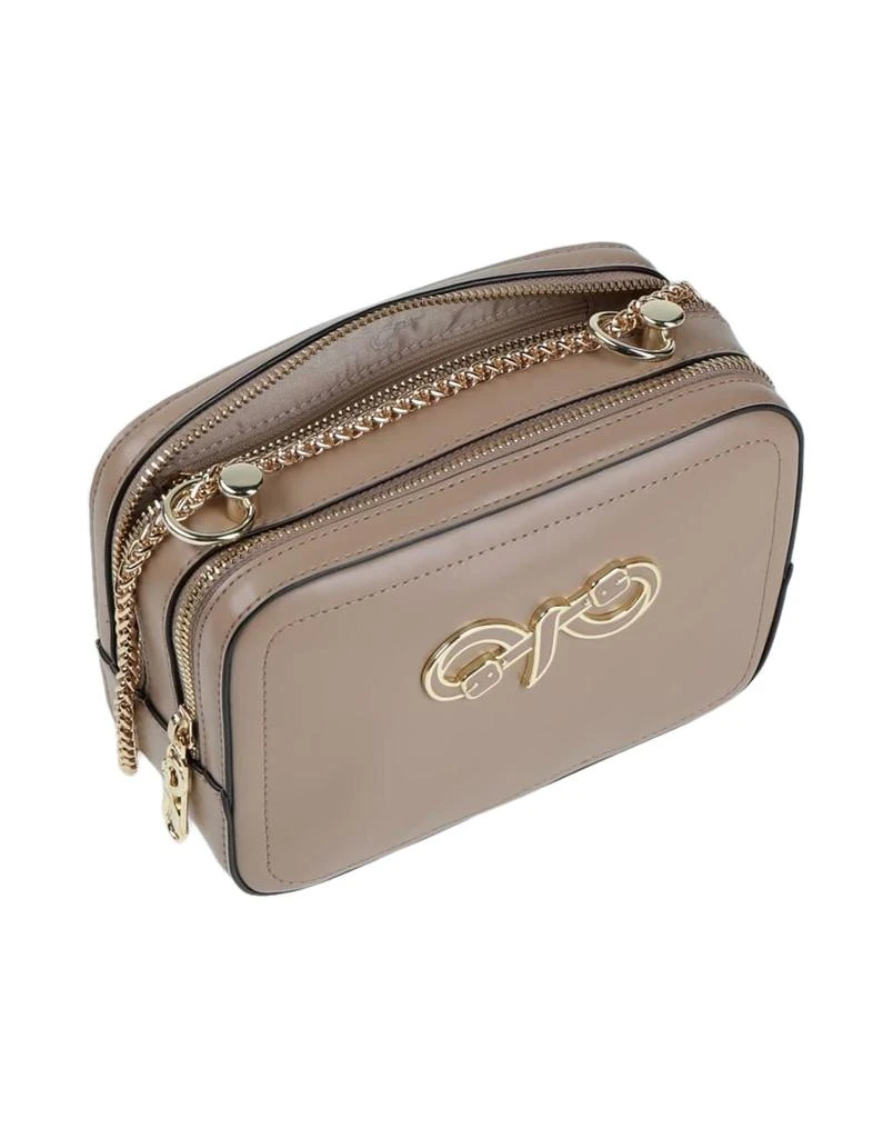 商品ROBERTA DI CAMERINO|Cross-body bags,价格¥542,第2张图片详细描述