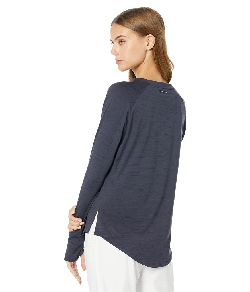 商品Puma|Cloudspun Long Sleeve,价格¥348,第2张图片详细描述