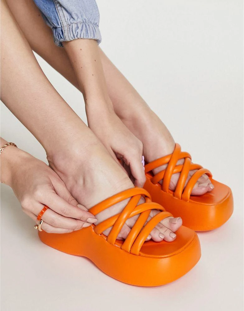 商品Daisy Street|Daisy Street chunky sole strappy sandals in orange,价格¥171,第2张图片详细描述