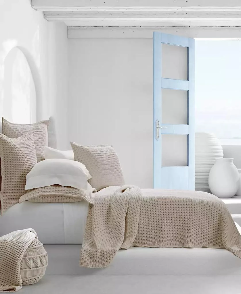 Pebble Beach Honeycomb Coverlet 商品