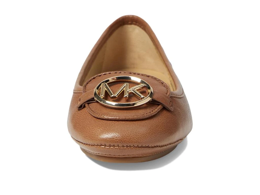 商品Michael Kors|Lillie Moc,价格¥517,第2张图片详细描述