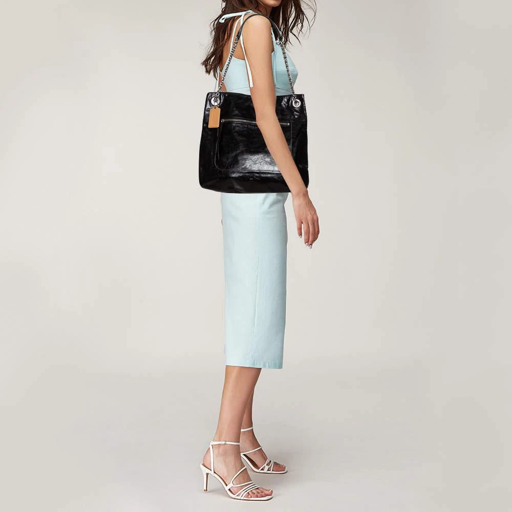 商品[二手商品] Coach|Coach Black Crackled Leather Chain Tote,价格¥1464,第2张图片详细描述
