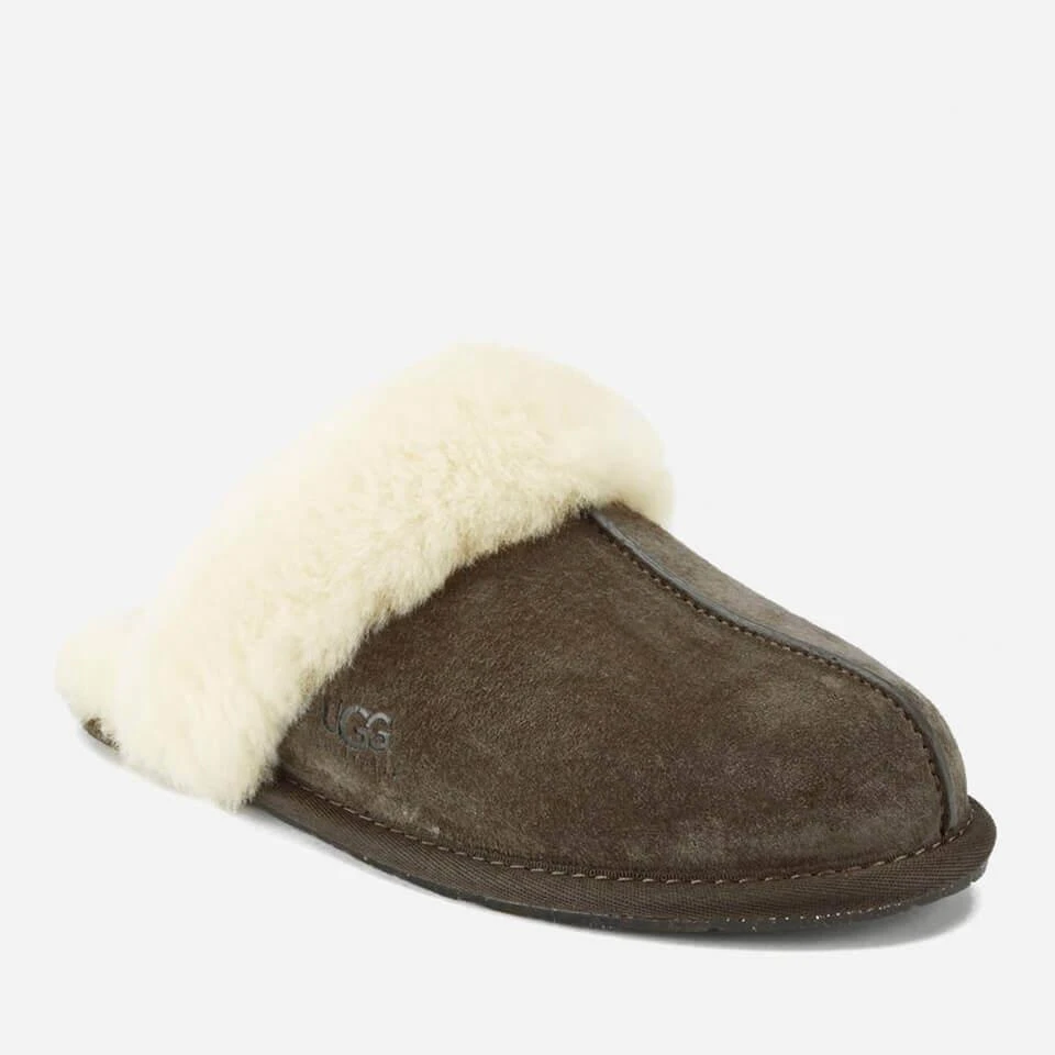 商品UGG|UGG WOMEN'S SCUFFETTE II SHEEPSKIN SLIPPERS - ESPRESSO,价格¥804-¥851,第5张图片详细描述