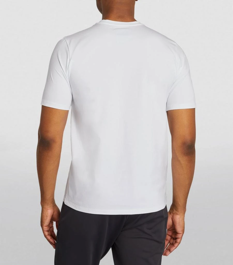 商品Castore|Water-Resistant Garcia T-Shirt,价格¥509,第4张图片详细描述