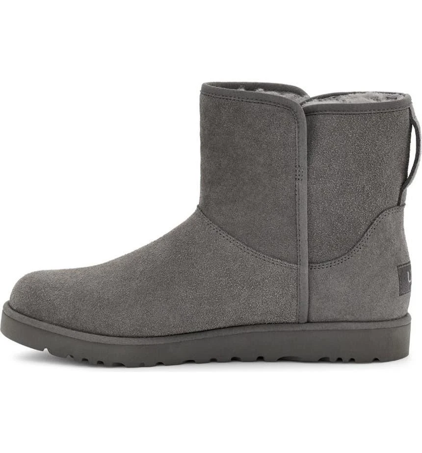 Cory II Genuine Shearling Lined Boot 商品