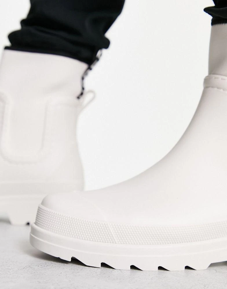 商品ASOS|ASOS DESIGN wellington boot in white with black tape detail,价格¥246,第4张图片详细描述