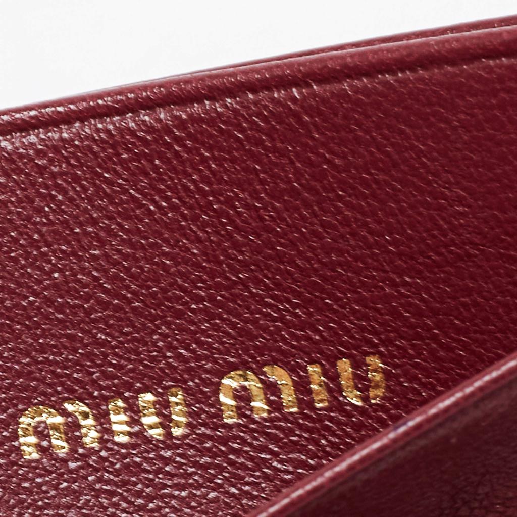 Miu Miu Burgundy Matelassé Leather Card Case商品第8张图片规格展示