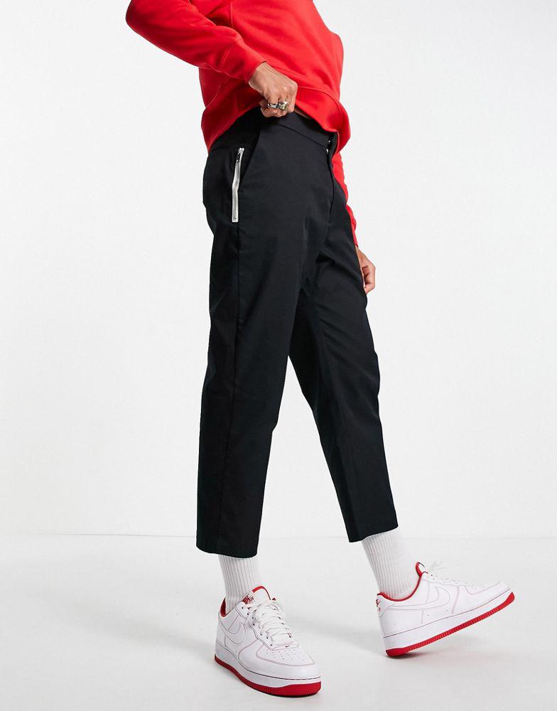 Nike Premium Utility woven cropped trousers in black商品第4张图片规格展示