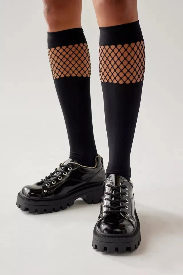 商品Urban Outfitters|Fishnet-Trimmed Knee High Sock,价格¥75,第1张图片
