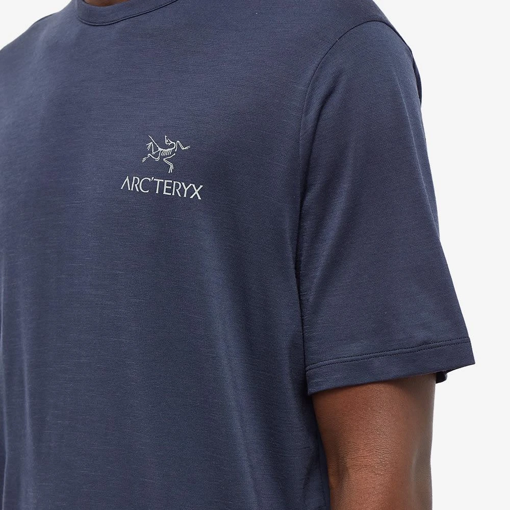 商品Arc'teryx|始祖鸟 海军蓝 T 恤 轻巧透气 Polylain™ 面料,价格¥601,第5张图片详细描述