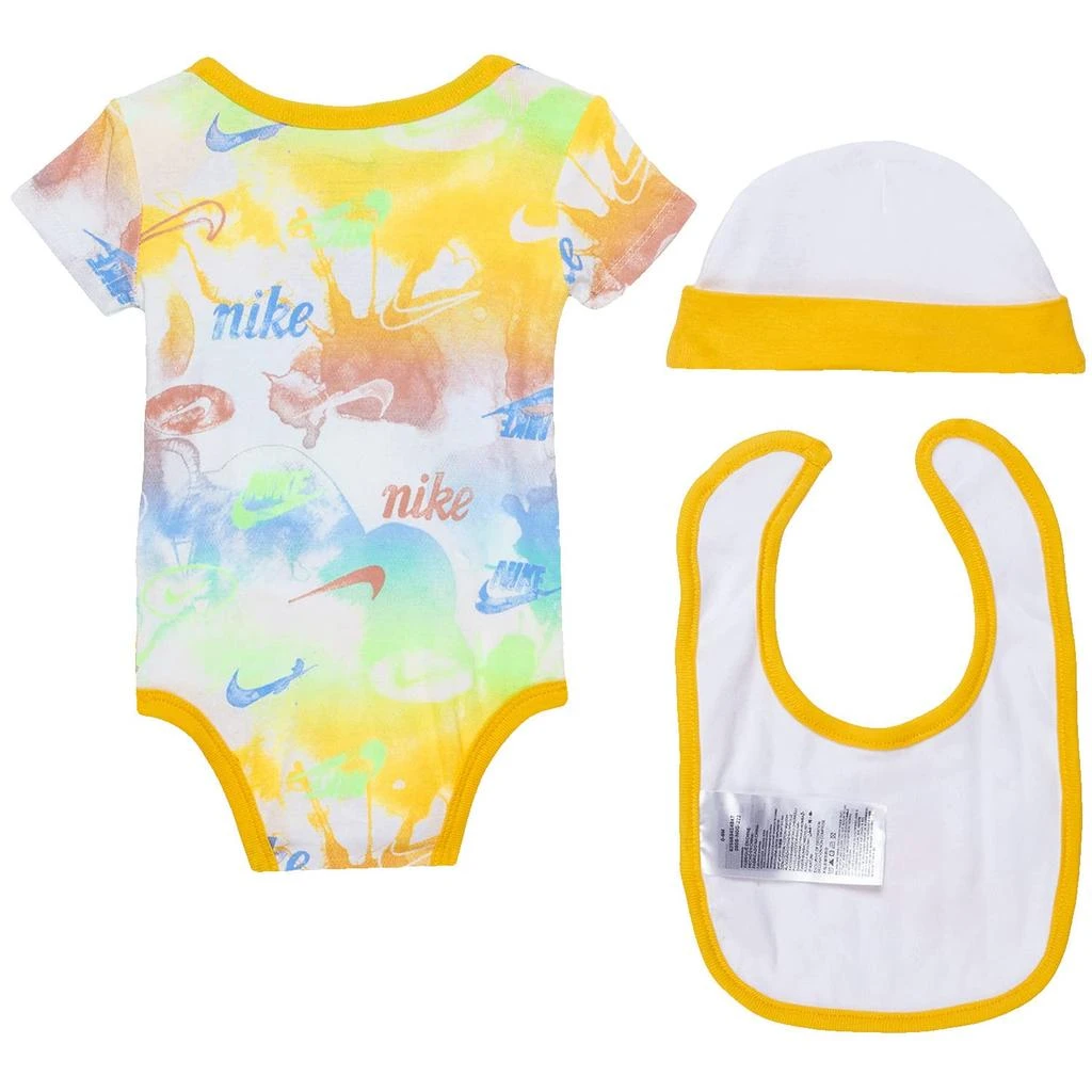 商品NIKE|Bodysuit, Hat and Bib Set (Infant/Toddler/Little Kids),价格¥117,第2张图片详细描述
