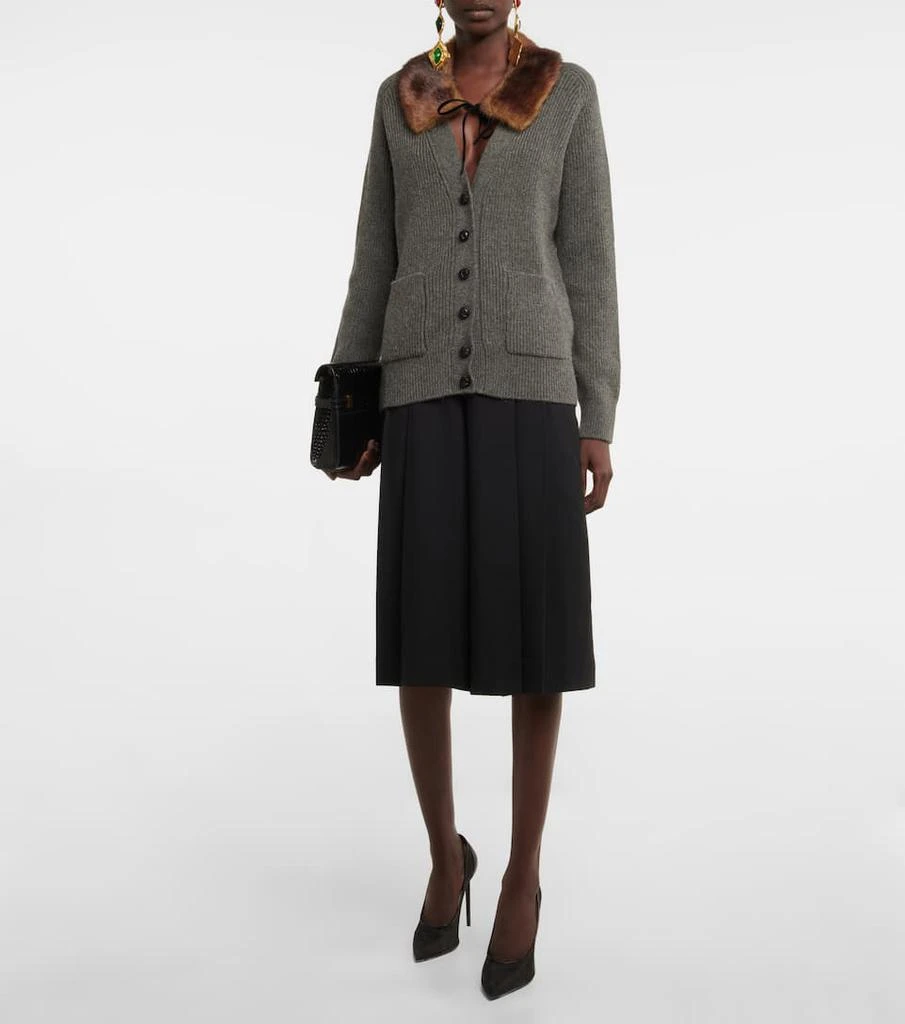 商品Yves Saint Laurent|Faux fur-trimmed camel hair cardigan,价格¥15122,第3张图片详细描述
