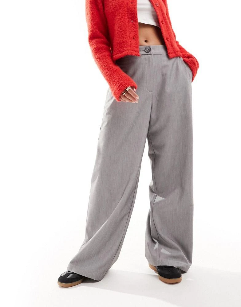 商品ASOS|ASOS DESIGN Petite relaxed dad trouser in grey,价格¥254,第3张图片详细描述