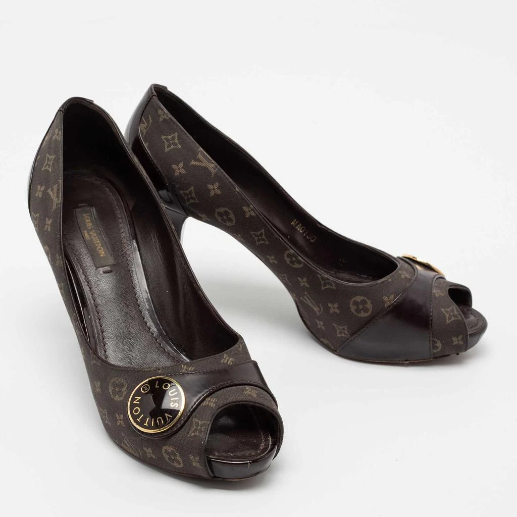 商品[二手商品] Louis Vuitton|Louis Vuitton Dark Brown Monogram Canvas and Patent Leather Judy Peep-Toe Pumps Size 37,价格¥2038,第4张图片详细描述