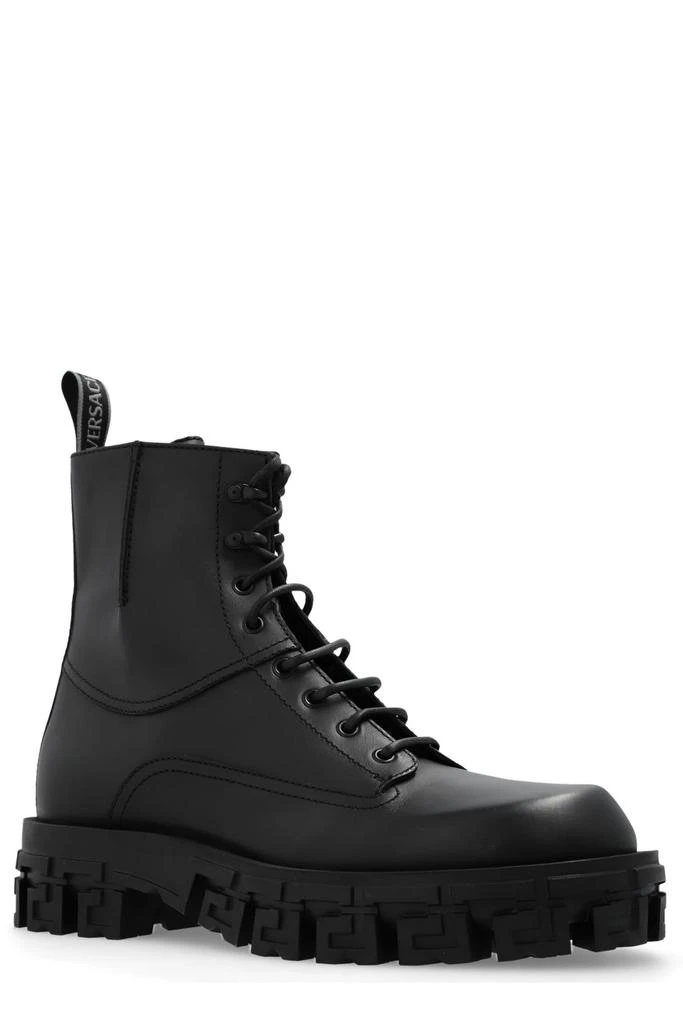 商品Versace|Versace Greca Portico Round-Toe Boots,价格¥5811,第2张图片详细描述