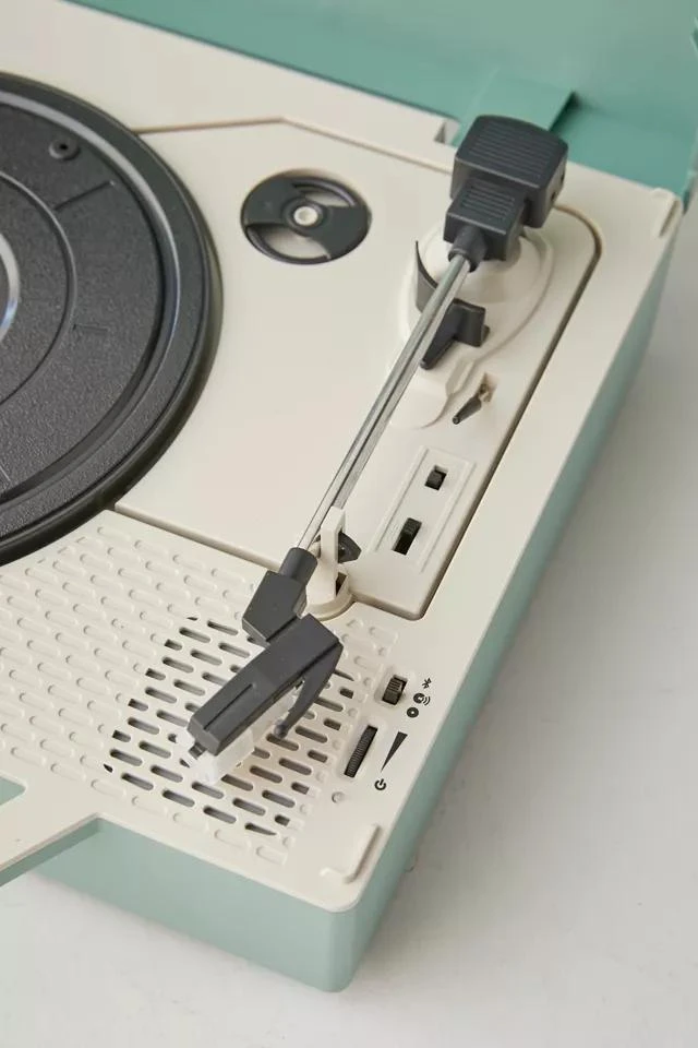 商品Victrola|Victrola UO Exclusive Re-Spin Bluetooth Suitcase Record Player,价格¥379,第5张图片详细描述