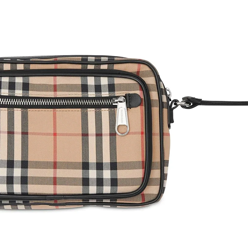 BURBERRY 卡其色男士斜挎包 8010152 商品