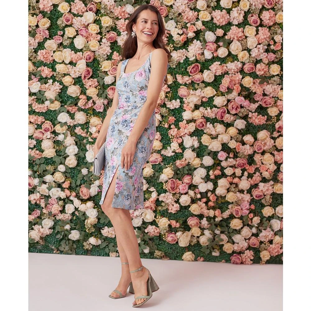 Women's Sleeveless Floral Matelasse Dress 商品