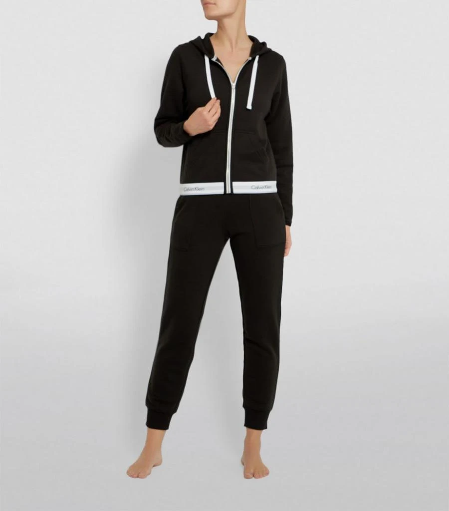 商品Calvin Klein|Logo Sleep Hoodie,价格¥686,第2张图片详细描述