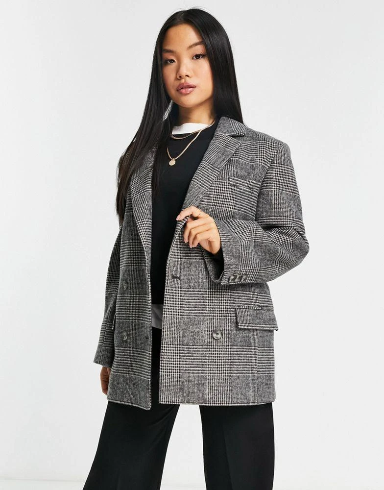 商品Topshop|Topshop Petite check blazer coat in mono,价格¥417,第2张图片详细描述