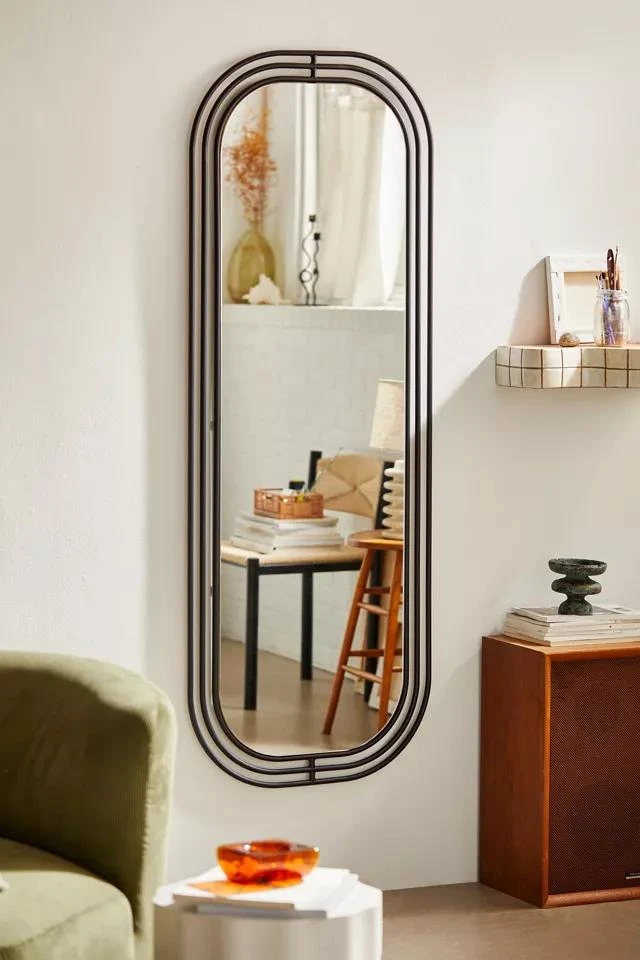 商品Urban Outfitters|Lark Floor Mirror,价格¥895,第1张图片