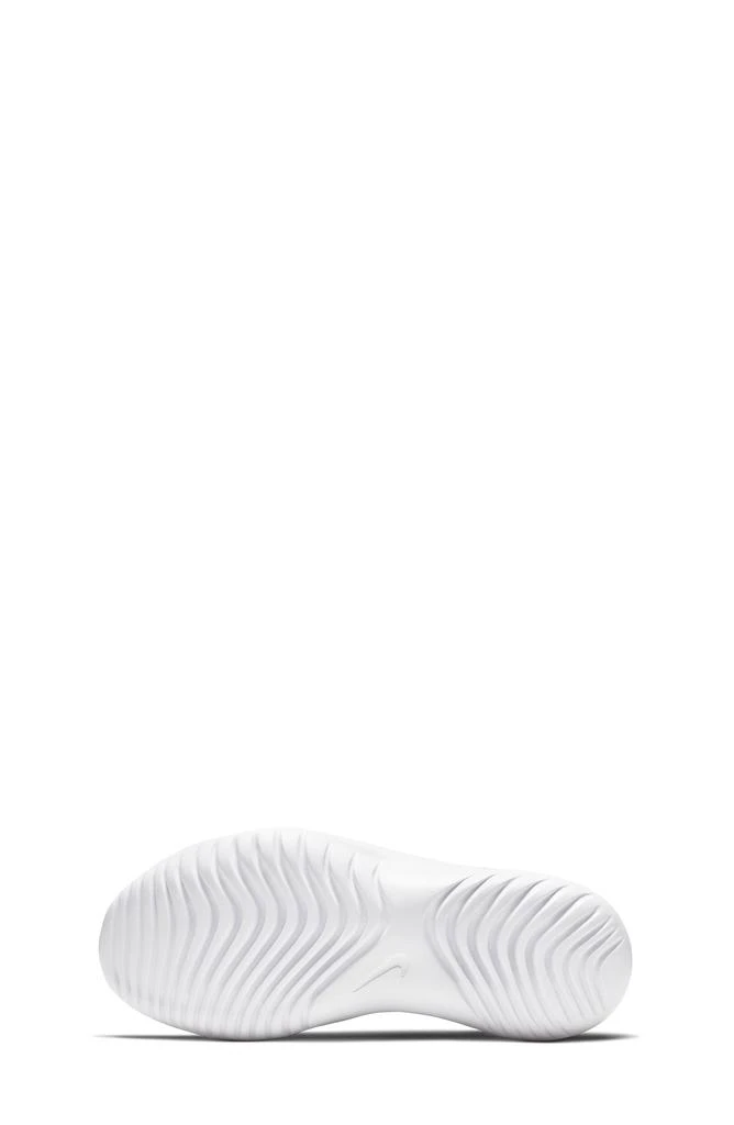 商品NIKE|Flex Runner Slip-On Running Shoe,价格¥273,第4张图片详细描述