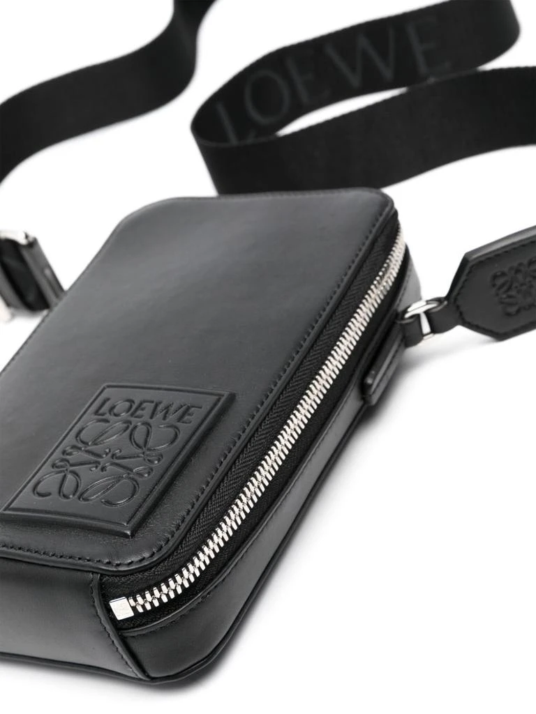 商品Loewe|LOEWE - Vertical Pocket Satin Calfskin Crossbody Bag,价格¥9055,第5张图片详细描述