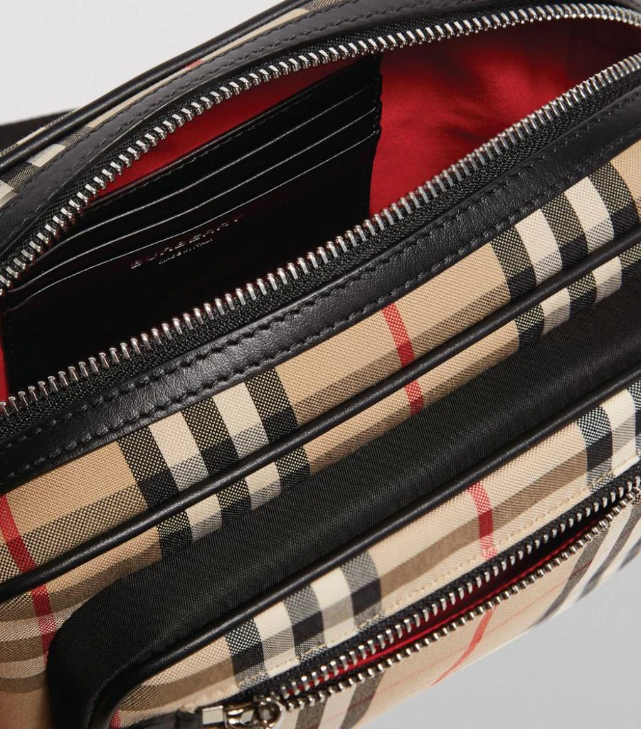 商品Burberry|Vintage Check Cross Body Bag,价格¥8065,第5张图片详细描述