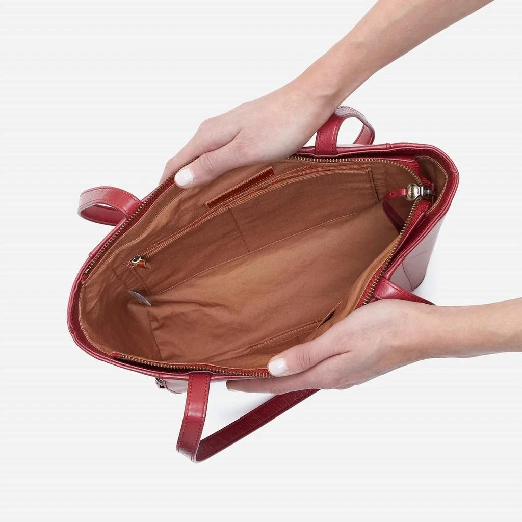 商品Hobo|Haven Tote Bag In Cranberry,价格¥1190,第2张图片详细描述