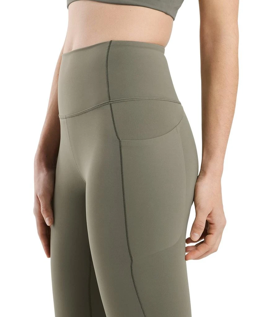 商品Arc'teryx|Essent High-Rise Leggings,价格¥689,第4张图片详细描述